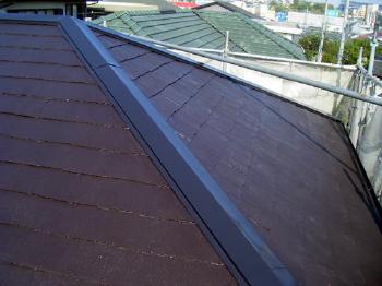 外壁塗り替え　家タイル　工事家