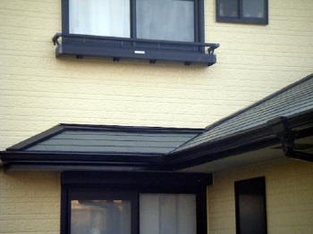 ふっ素防水　エスバイエルふっ素　巾木塗装