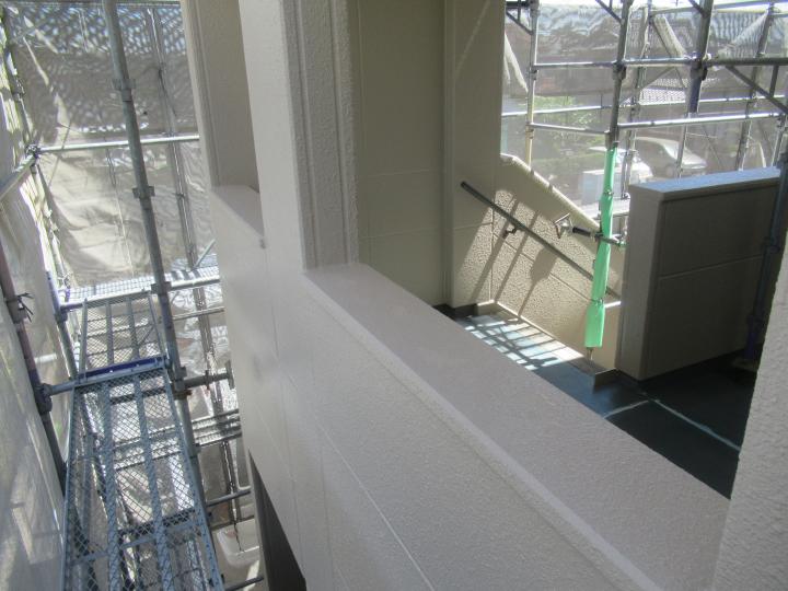 外壁はシリコン塗装で仕上げました。 