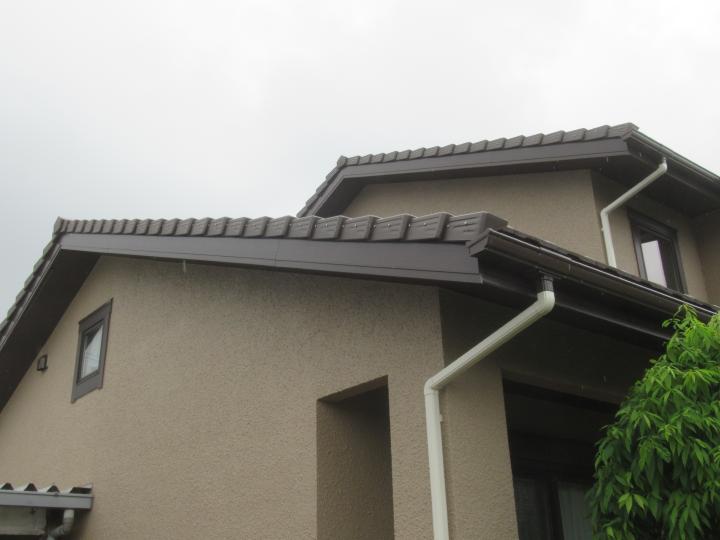 破風塗装を行っております。