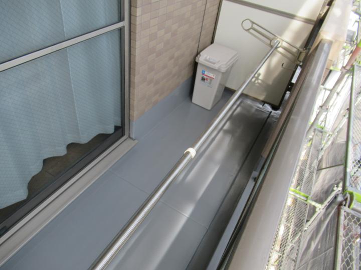 ベランダ床をウレタン防水で仕上げました。