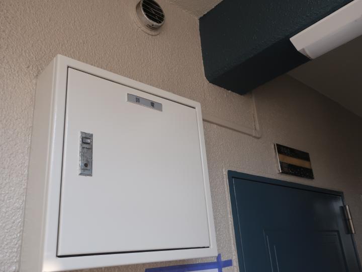 鉄部の塗装を行いました。